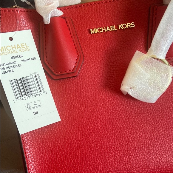 NWT Michael Kors Mercer Medium Pebbled Leather Crossbody Bag - Picture 12 of 13